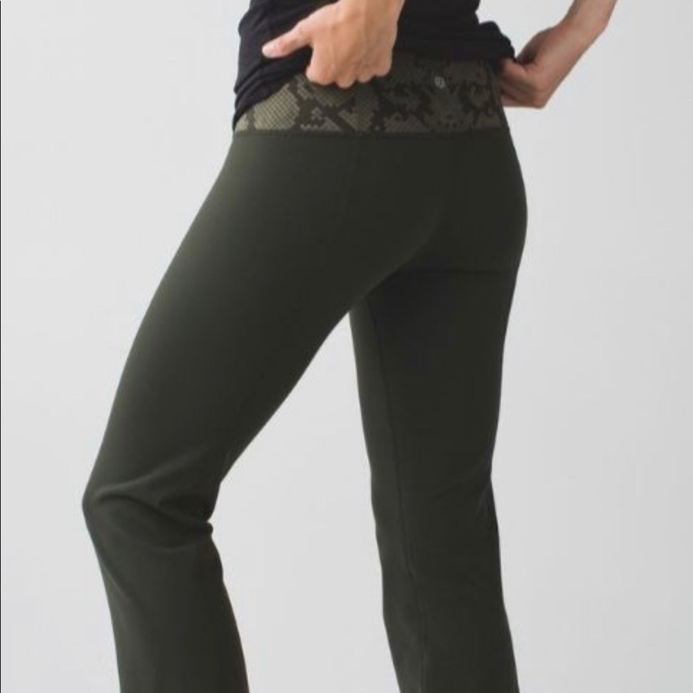 Lululemon lemon flare pants
